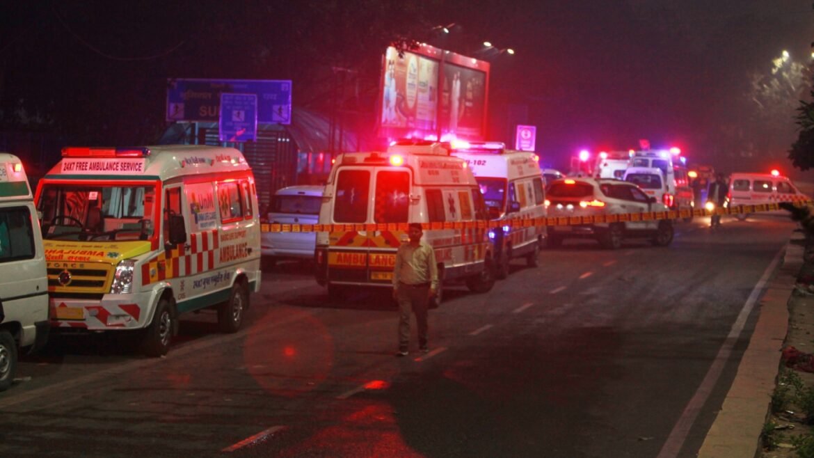 Car explosion near New Delhi's Red Fort kills at least 8 : NPR