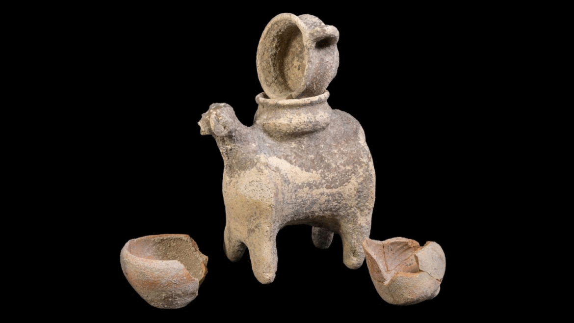 A Late Bronze Age &quot;teaset&quot; 