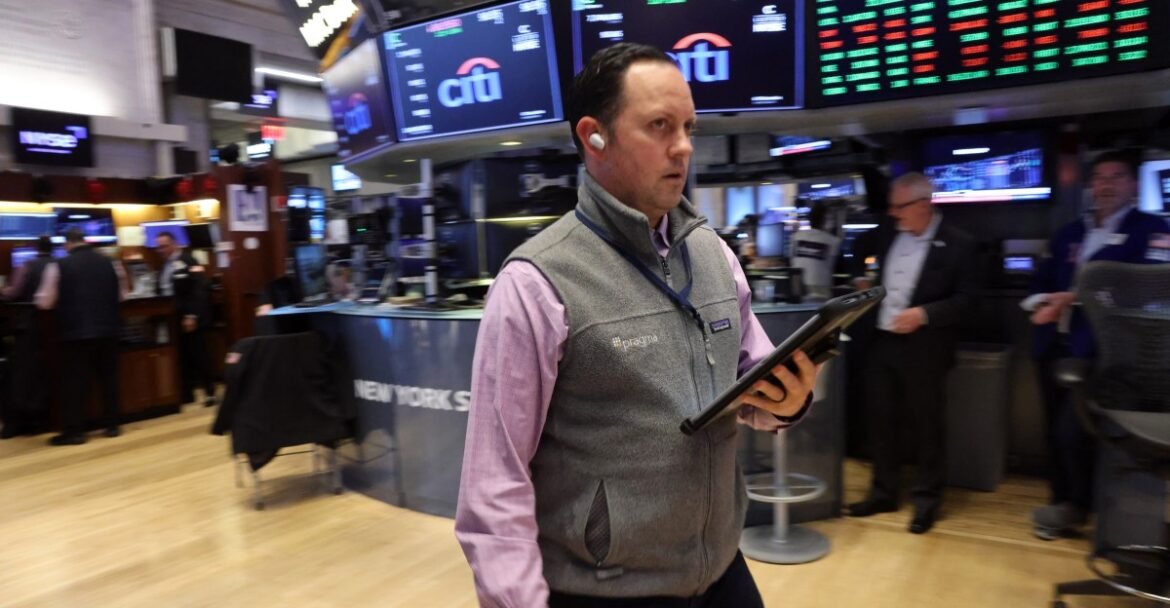 Stock market today: Why are stocks booming if job growth is getting worse?