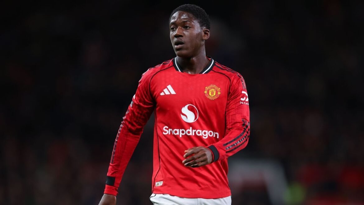 Transfer rumors, news: Napoli pushing for Man United's Mainoo