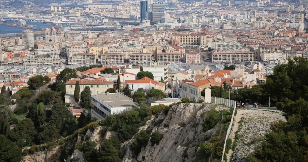 à Marseille, le RN et Payan à égalité au premier tour – POLITICO