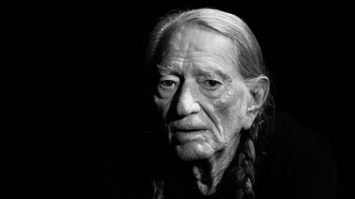 How Willie Nelson Sees America