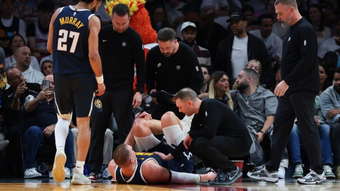 Nuggets' Nikola Jokic set for MRI after injuring knee at Miami
