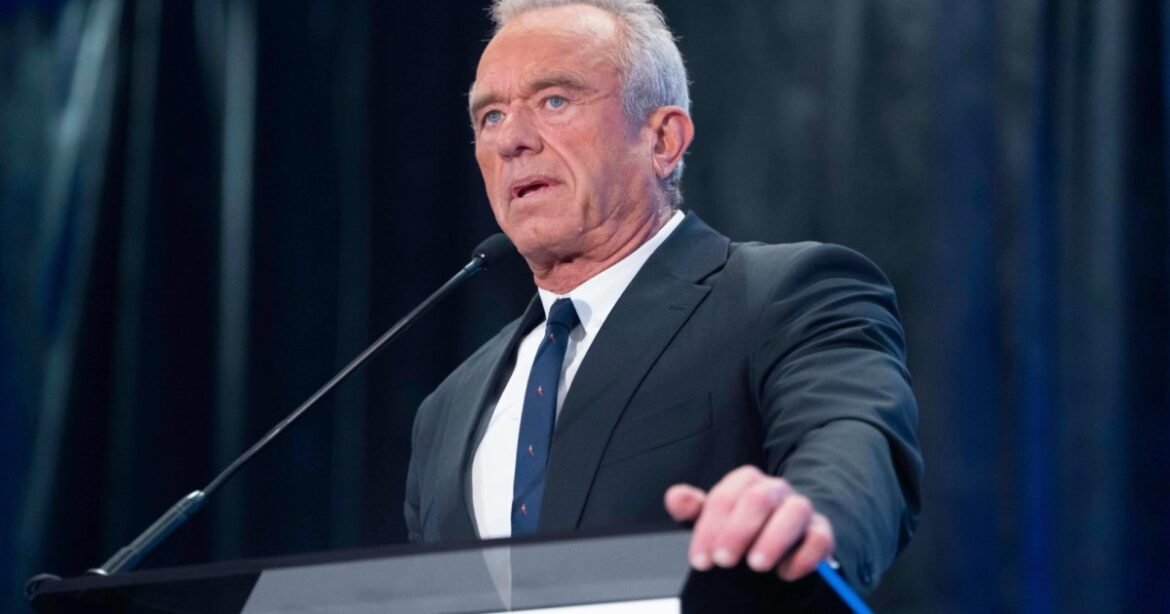 RFK Jr.’s Handpicked Panel Votes to End Hepatitis B Guidance for Newborns – Mother Jones