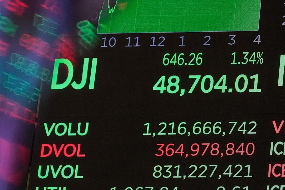 8 Tips to Stop Worrying About Running Out of Money in Retirement