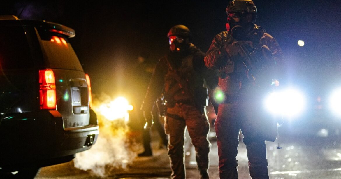 A Federal Agent Shot Another Person in Minneapolis. Then Trump Threatened the Insurrection Act. – Mother Jones