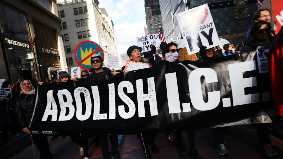 Anti-ICE protests across U.S. demand justice for Renee Good’s death : NPR