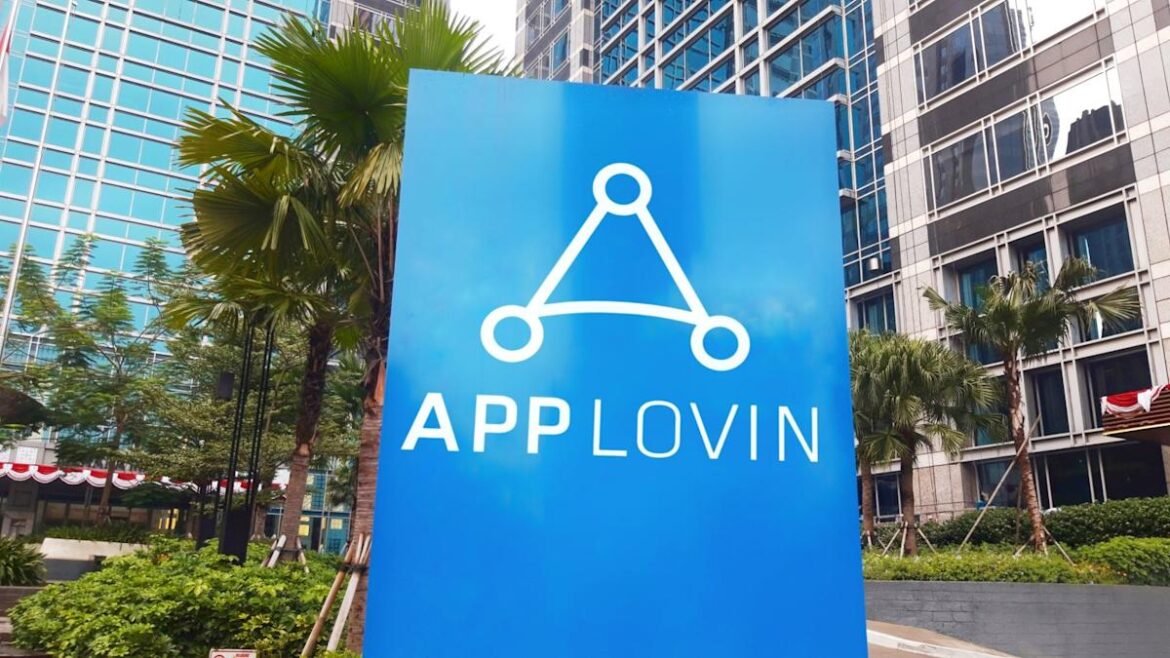 AppLovin Stock Just Plunged Below a Key Support Level. Should You Buy the Dip?