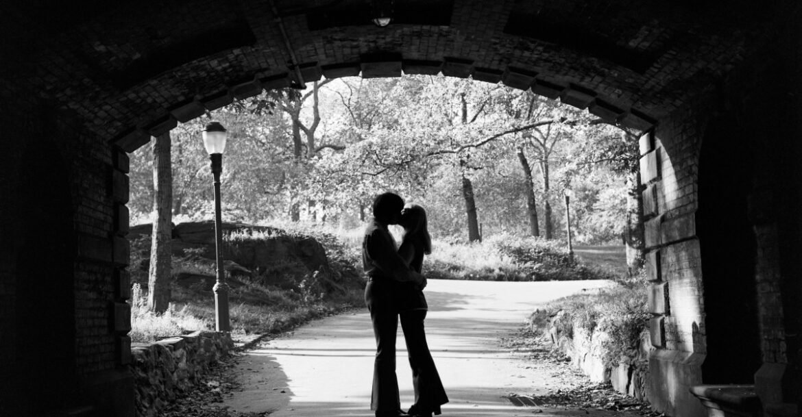 Are boyfriends embarrassing now? | Vox