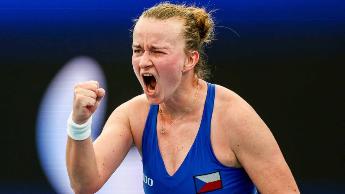 Barbora Krejcikova makes winning United Cup debut, Czechia takes early lead in Sydney | ATP Tour