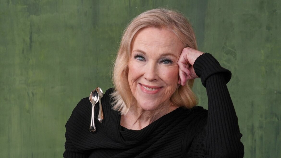 Catherine O'Hara dies at 71. She starred in 'Schitt's Creek' and 'Home Alone' : NPR