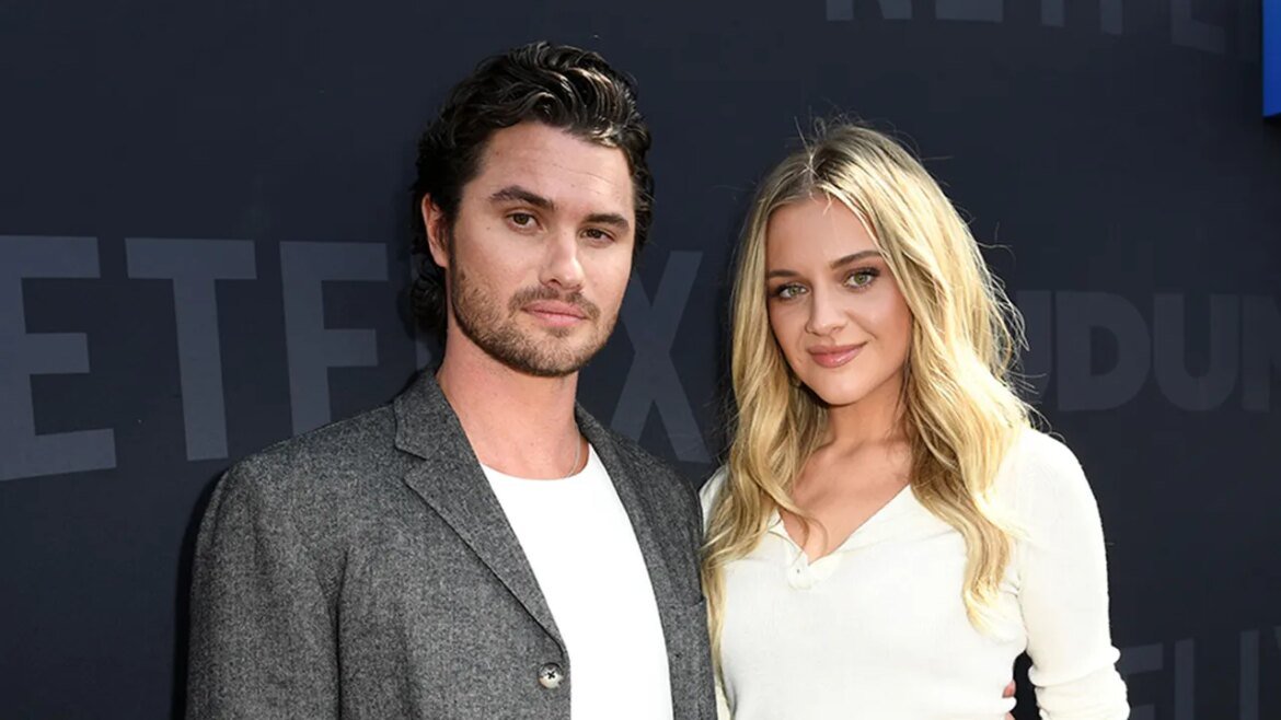 Chase Stokes, Kelsea Ballerini reignite romance after 2025 split