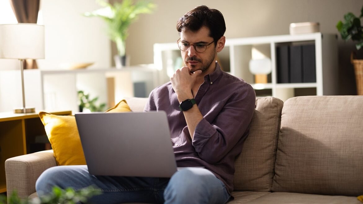 Chatbots may worsen psychosis in vulnerable people, mental health experts warn