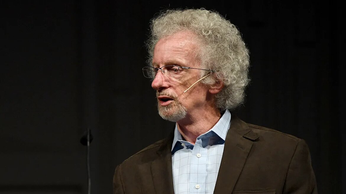 Christian author Philip Yancey confesses multi-year extramarital affair