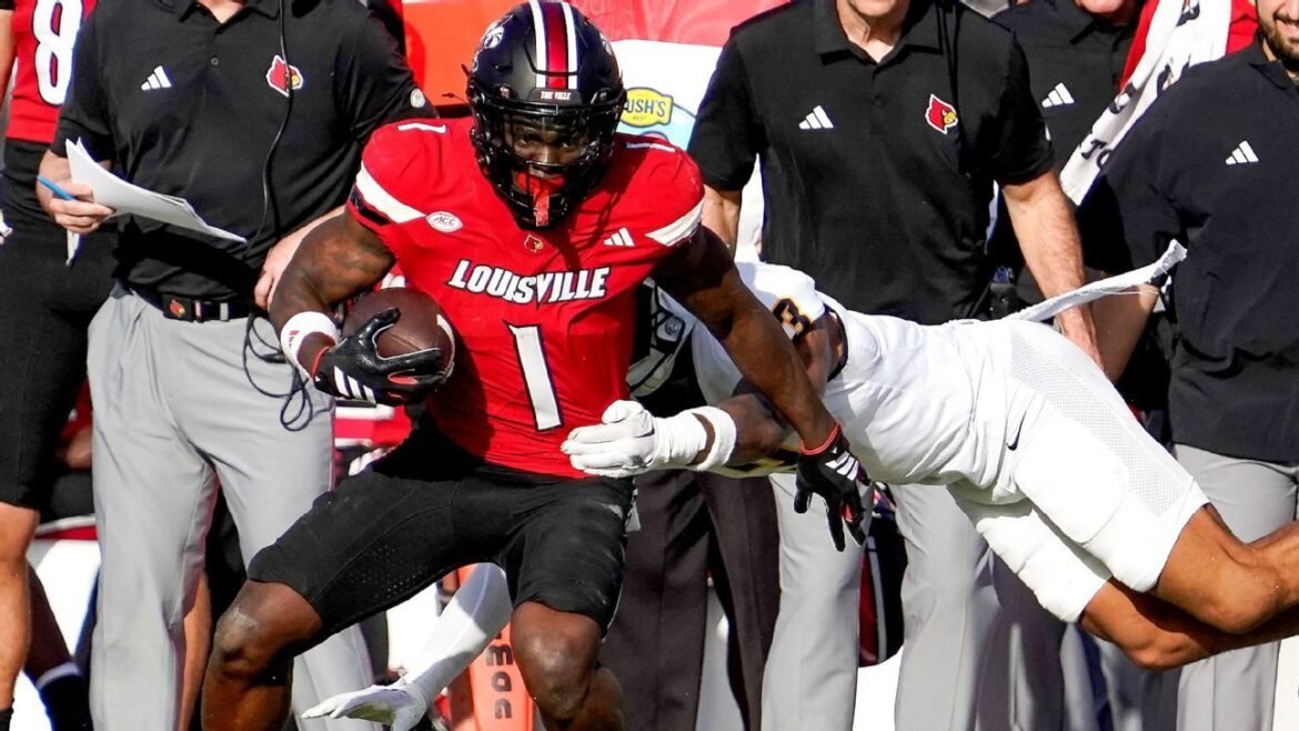 College football transfer portal live: Tracking news, updates