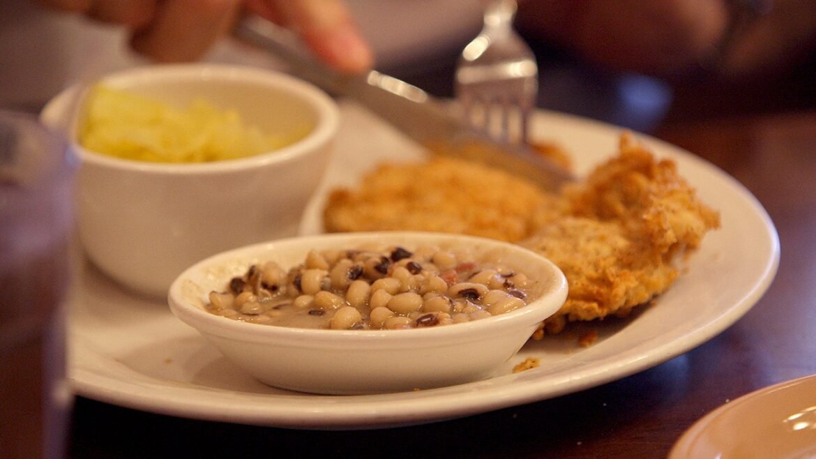 Cracker Barrel drops its black-eyed peas dish from New Year's Day menu