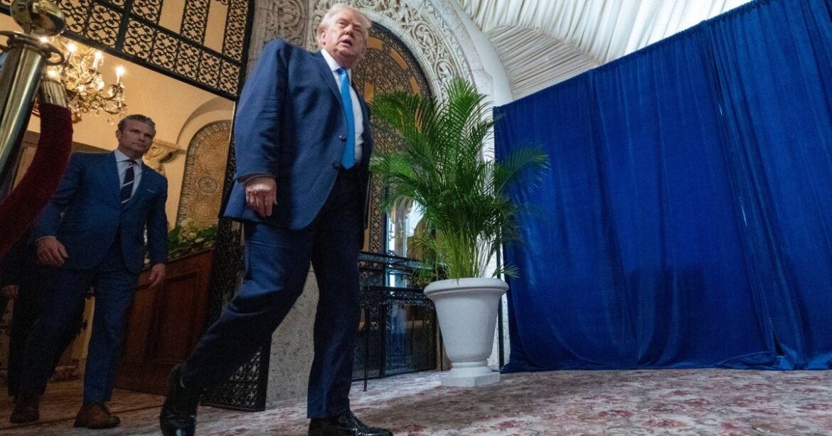 Democrat Senators on the Armed Services Committee Condemn Trump’s Capture of Venezuela’s President – Mother Jones