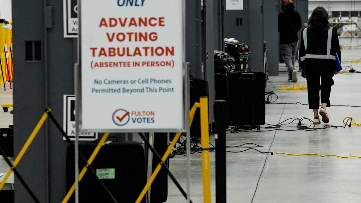 FBI conducts search at Fulton County election...