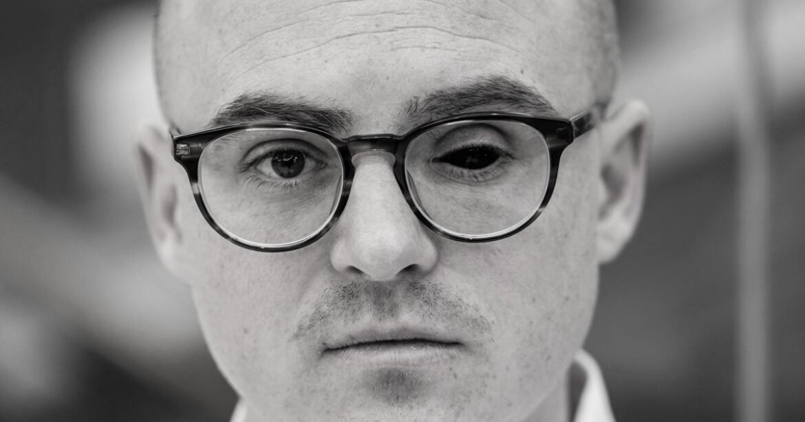 He Lost an Eye in the George Floyd Protests. Now He Represents the Ward Where Renée Good Was Killed. – Mother Jones