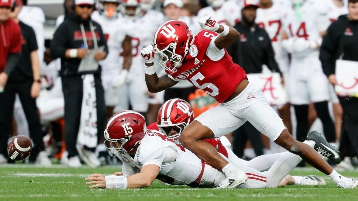 Indiana beats Alabama 38-3 in Rose Bowl, advances to CFP semifinal