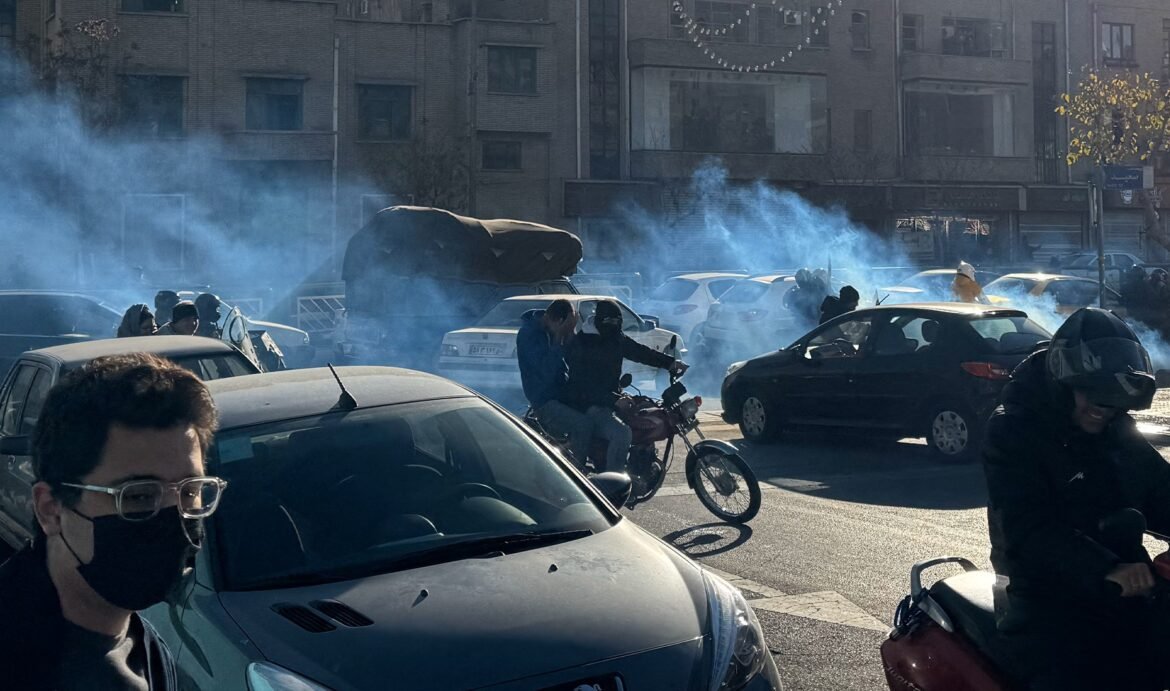 Iranians face mounting hardship as protests intensify | Protests