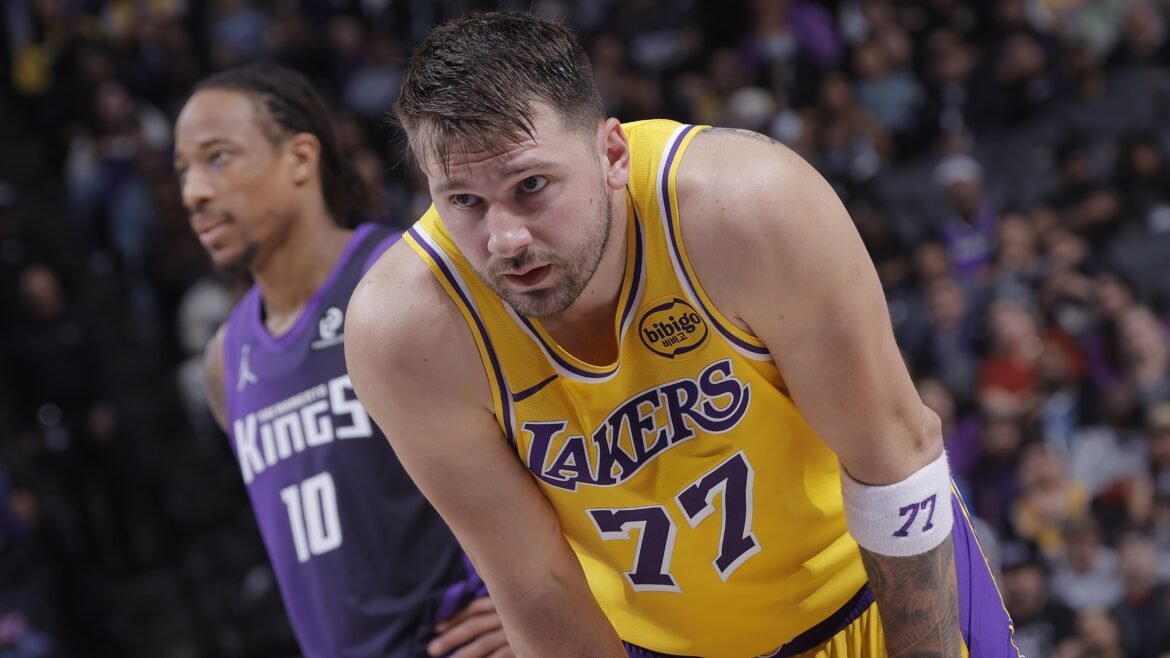 Lakers' Supporting Cast Around Luka Doncic, LeBron James Criticized by Fans