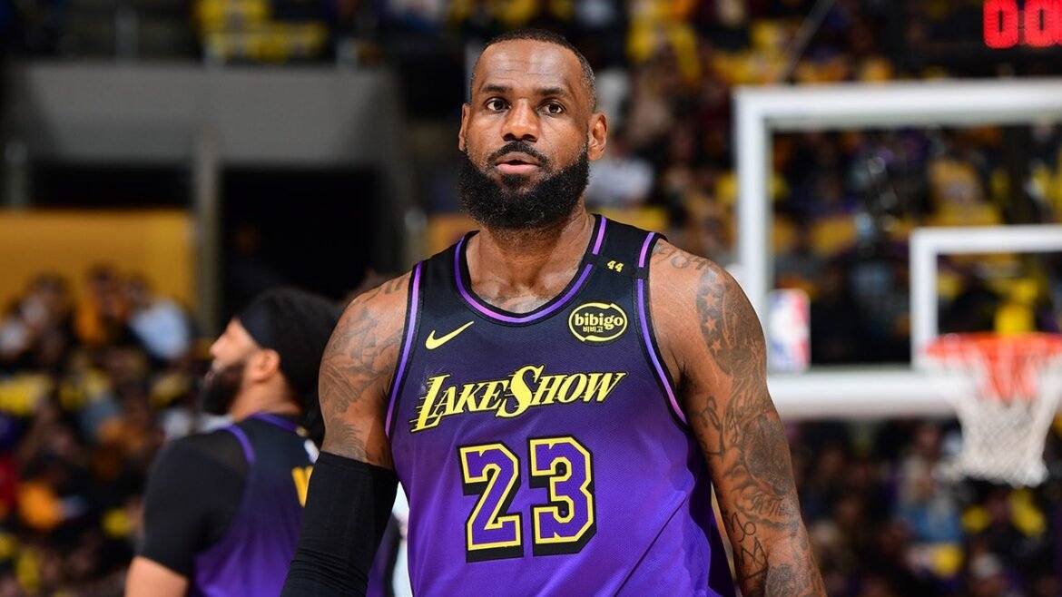 LeBron James reacts to reported rift with Lakers minority owner Jeanie Buss