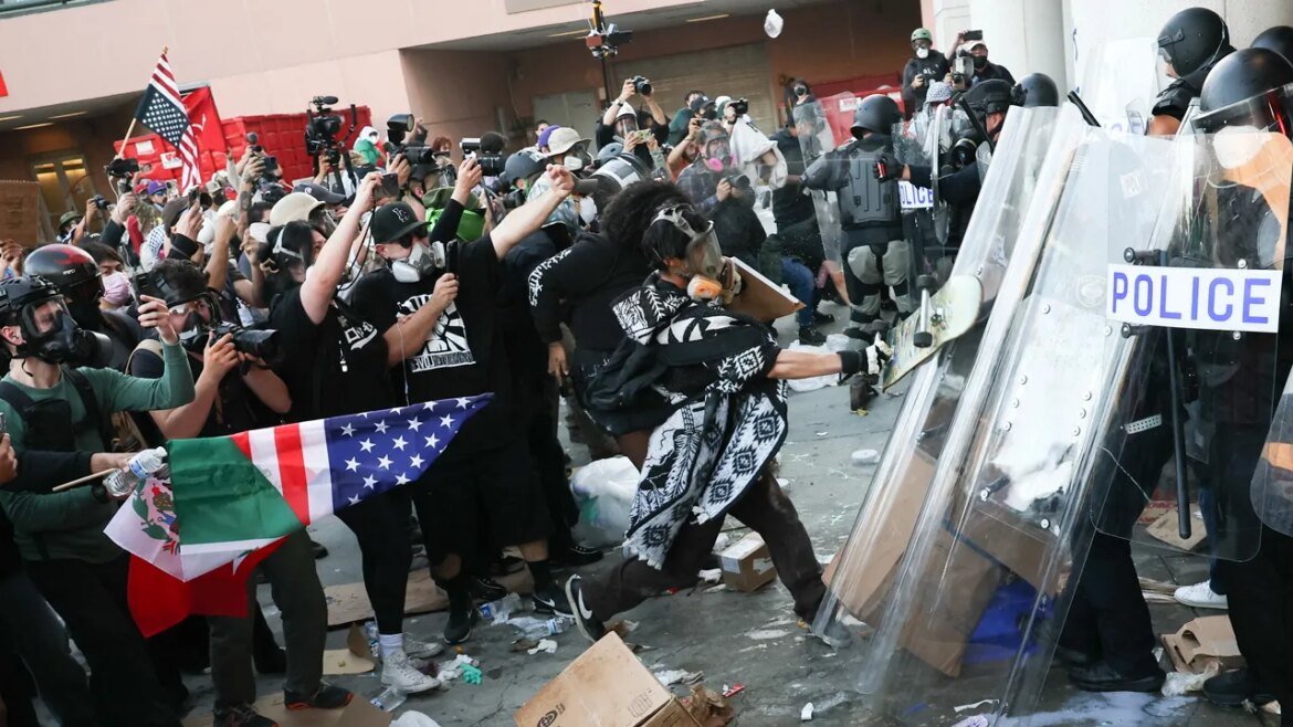 Los Angeles police arrest violent agitators after...