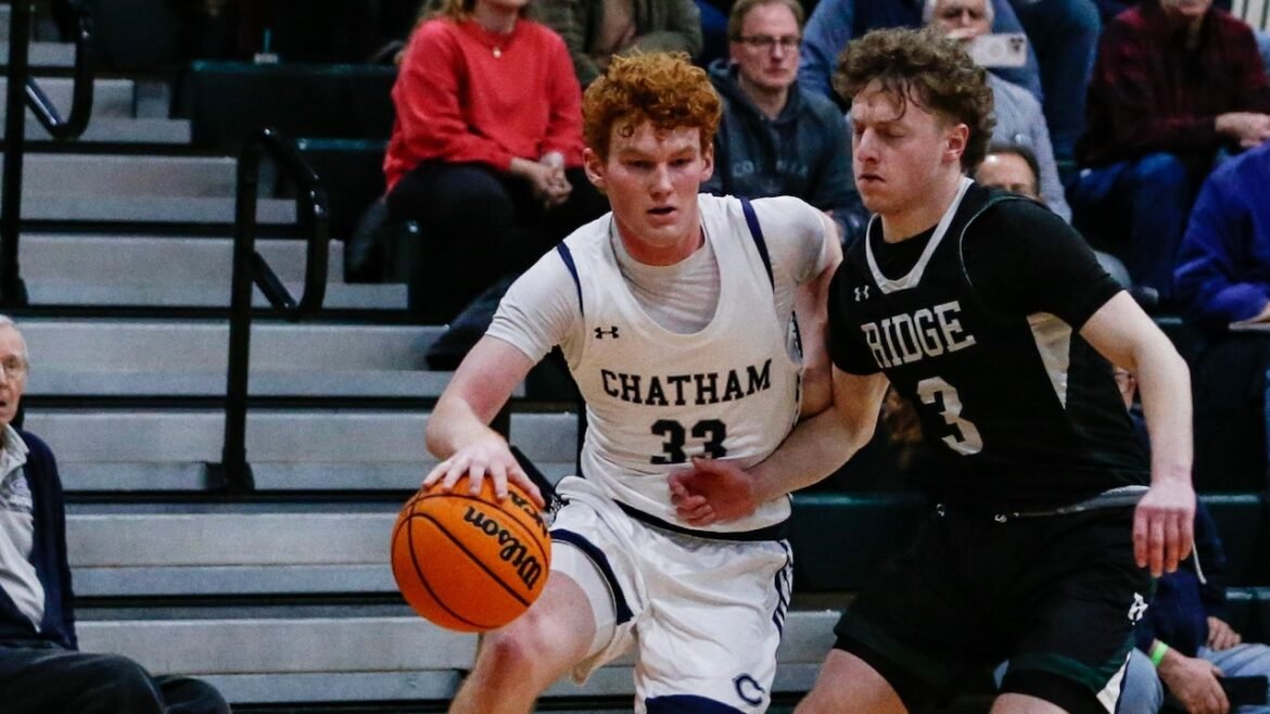 MacAniff scores 20, Chatham takes down Gov. Livingston - Boys basketball recap