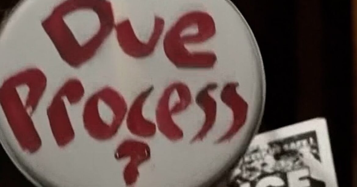 Minneapolis protesters hold noise demonstration