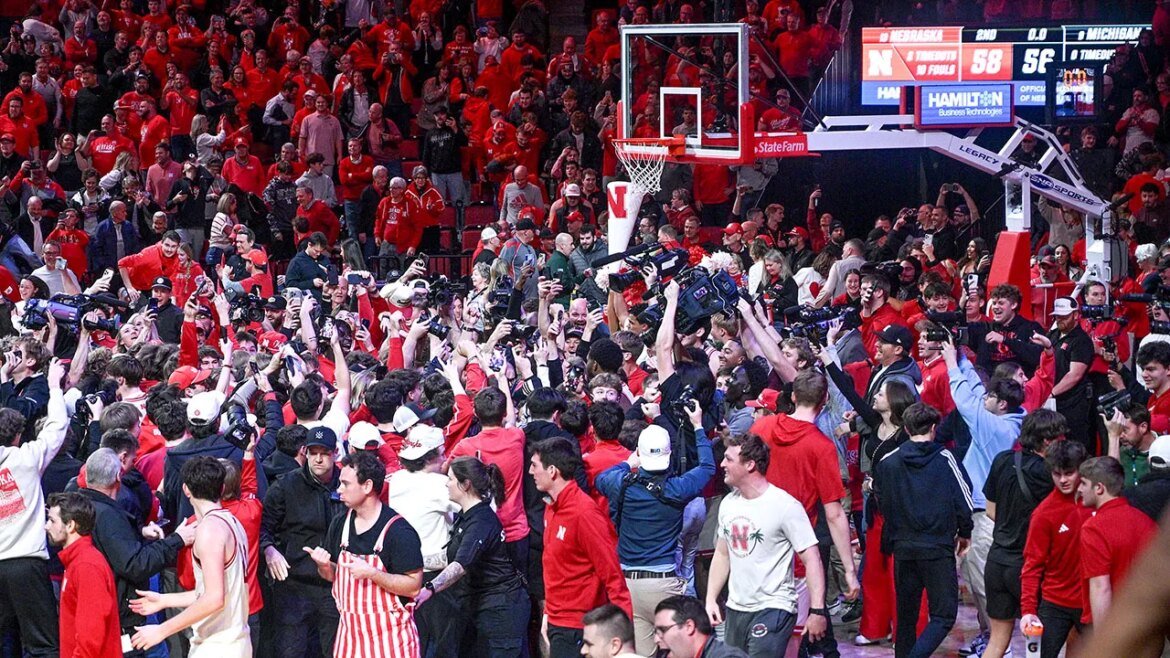 Nebraska players ask fans to stop storming court after Michigan State win