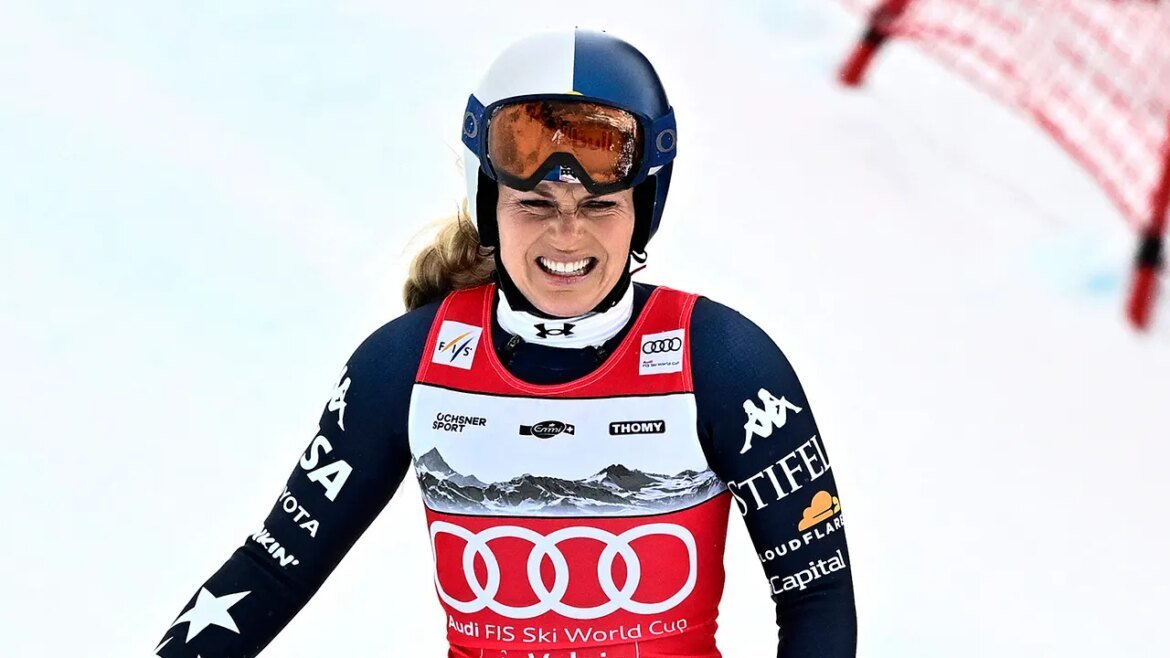 Olympic star Lindsey Vonn airlifted after ski...