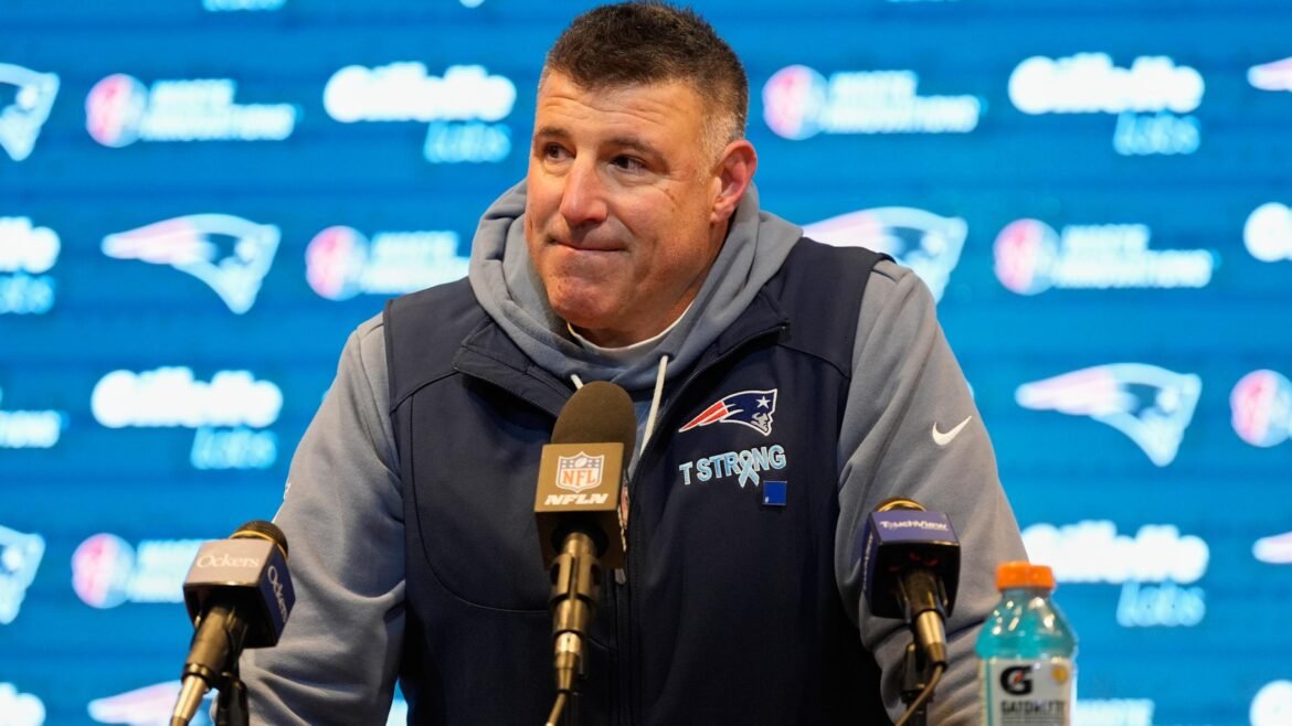 Patriots' Mike Vrabel Gets Bloody Lip on Video After Milton Williams Celebration in NFL Playoff Win 