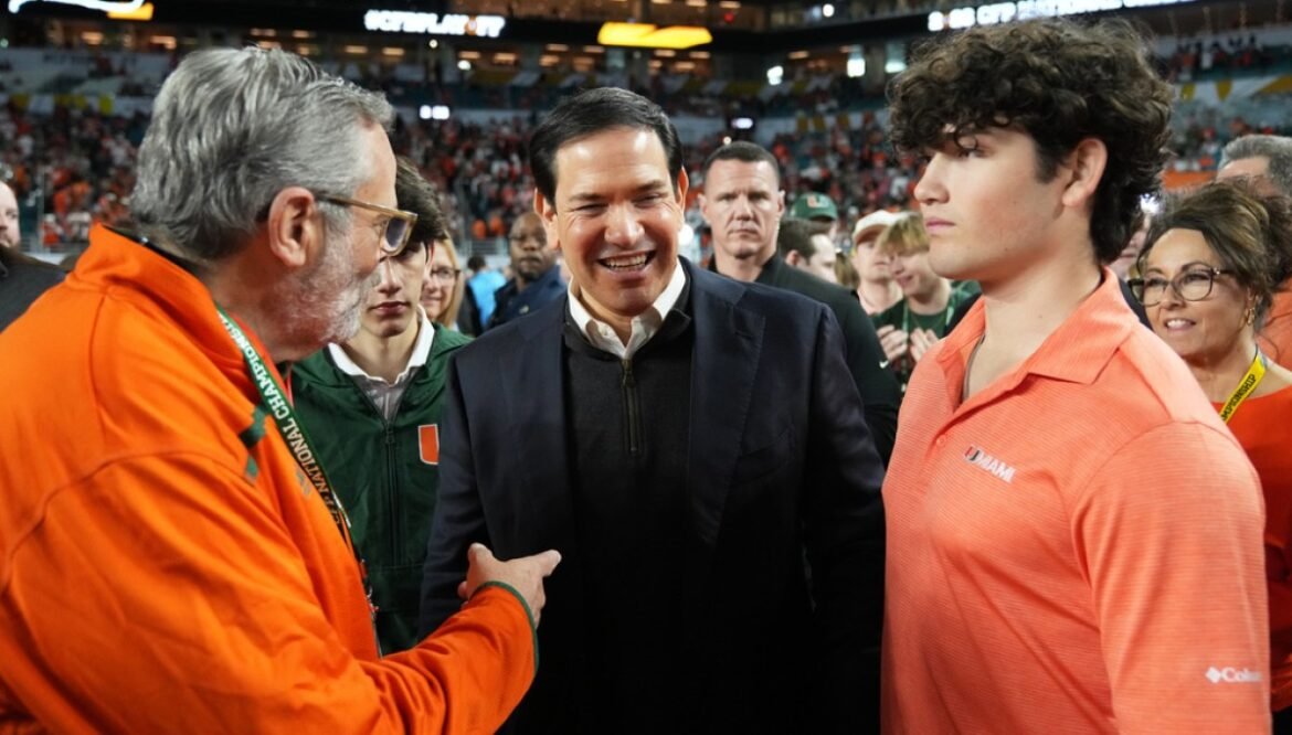 Rubio cheers on Hurricanes at national championship with Trump
