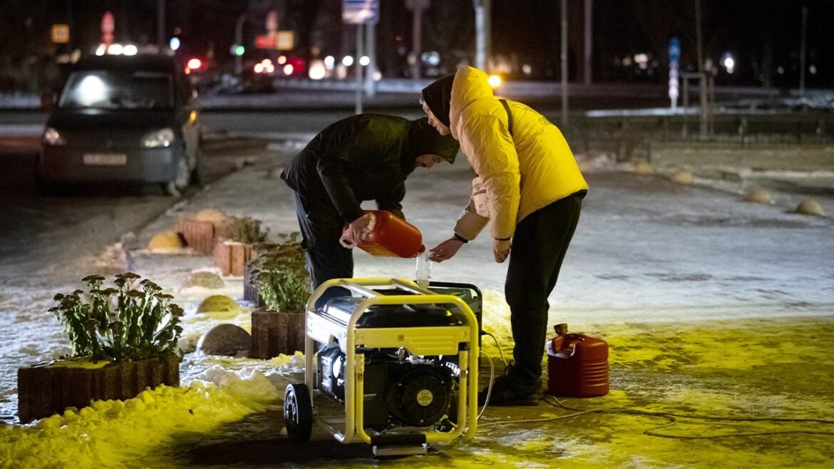 Russian attack leaves 800,000 Ukrainian homes without power, heat