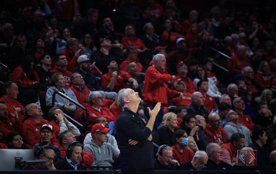 Rutgers crushed by Illinois as ugly losses keep on coming