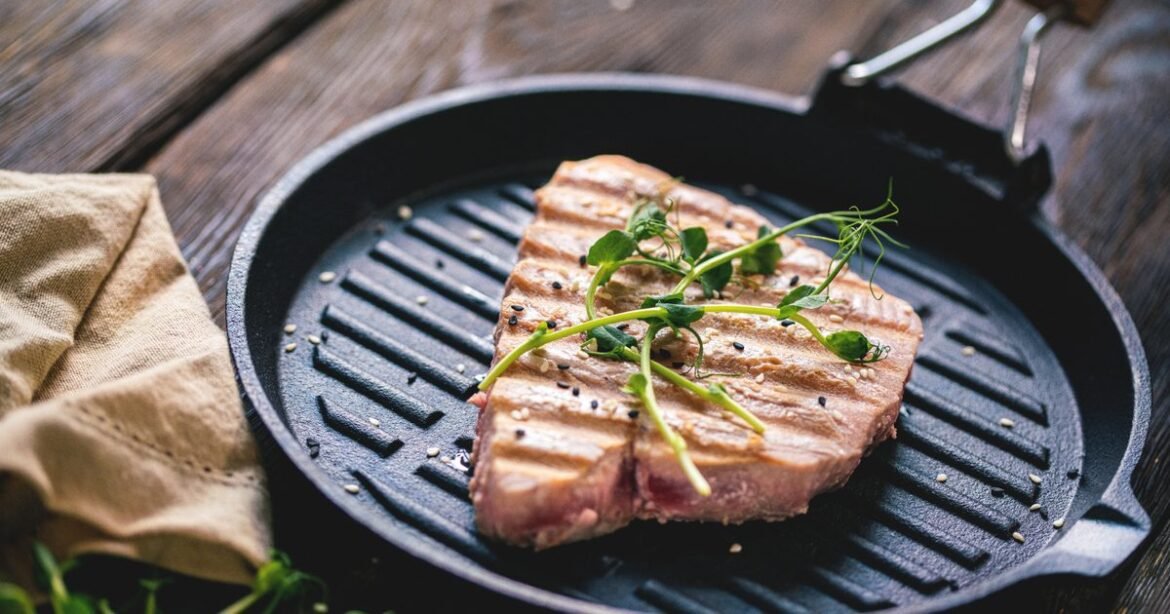 Seared tuna steak recipe | Good Food