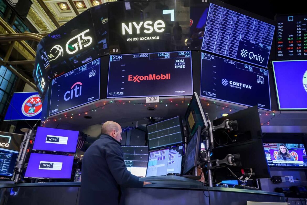 Stock Indexes Finish Strong Week With Sharp Gains; Dow, S&P 500 Set Closing Highs as Unemployment Rate Falls More Than Expected