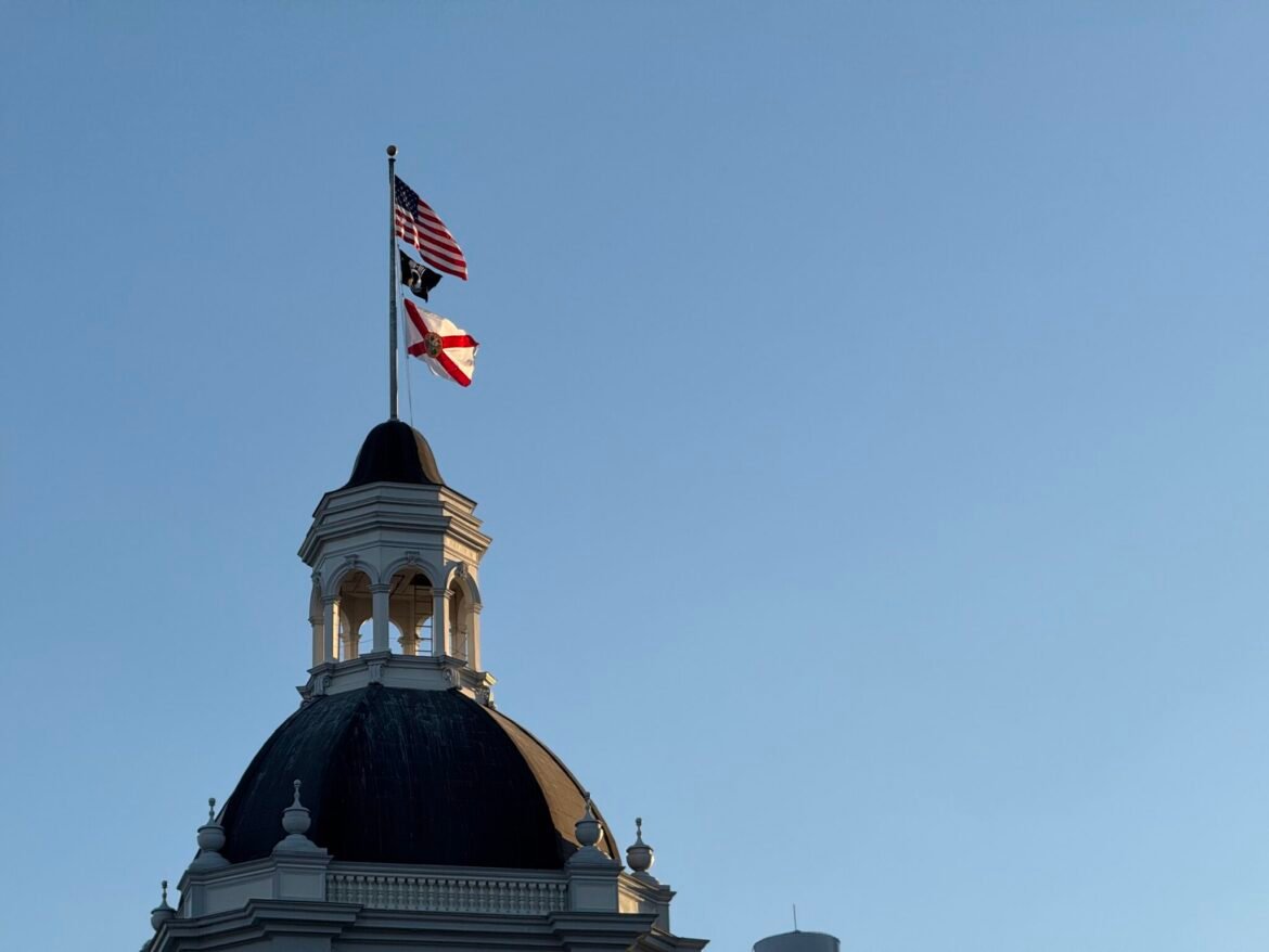 Teacher nonpartisan oath bill postponed before first committee hearing • Florida Phoenix