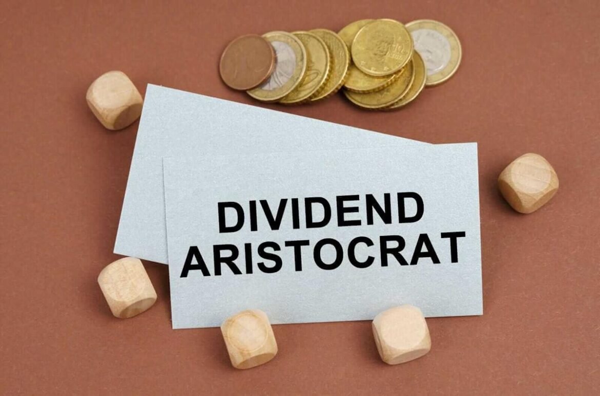 The 3 Best Dividend Aristocrats to Buy for 2026