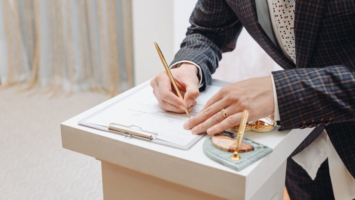 The ACA subsidies crisis forces workarounds for health insurance : NPR