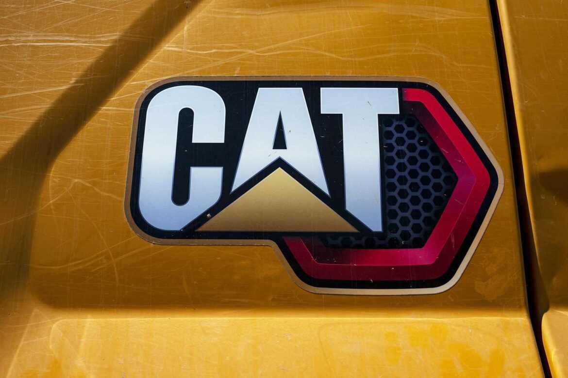 This Construction Giant's Stock Led the Dow Over the Past Year. It's Gotten a Boost From AI