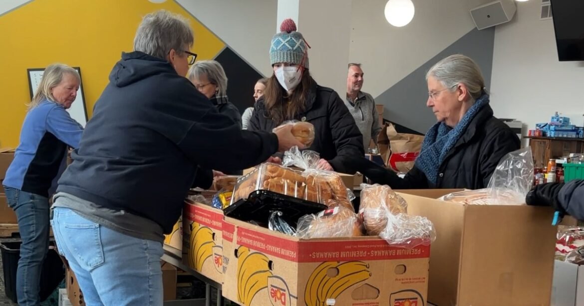 This Minneapolis Church is Feeding Thousands of Families Fearing ICE – Mother Jones