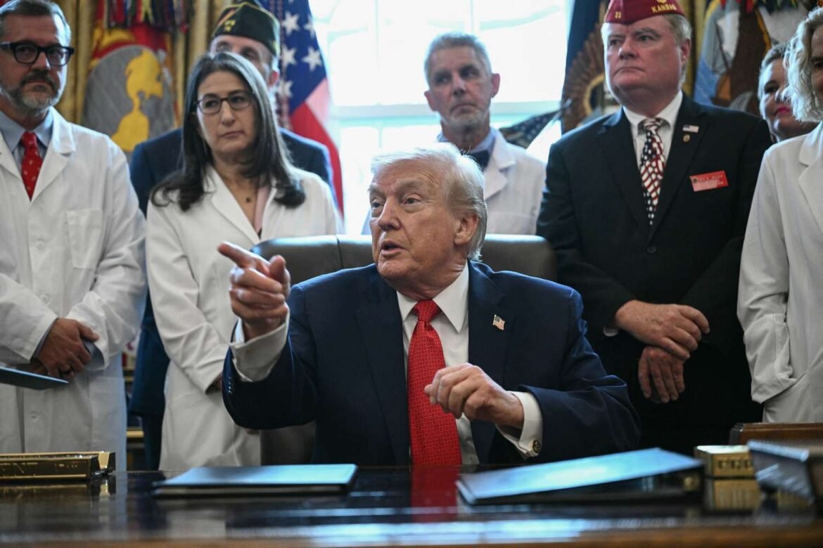 Trump Takes on Buybacks, Dividends and Executive Pay at U.S. Defense Contractors