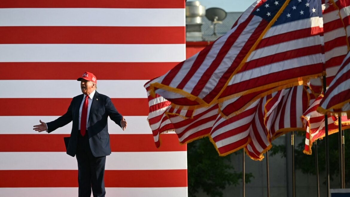 Trump to rally in Iowa Tuesday, setting state up as key in midterms : NPR