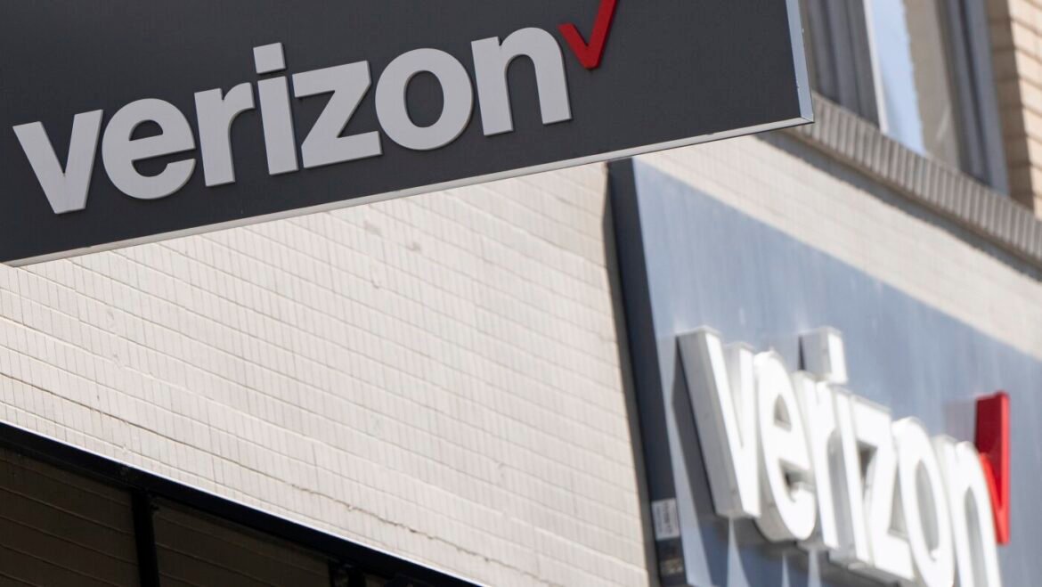 Verizon just had a big outage. Here’s what we know...