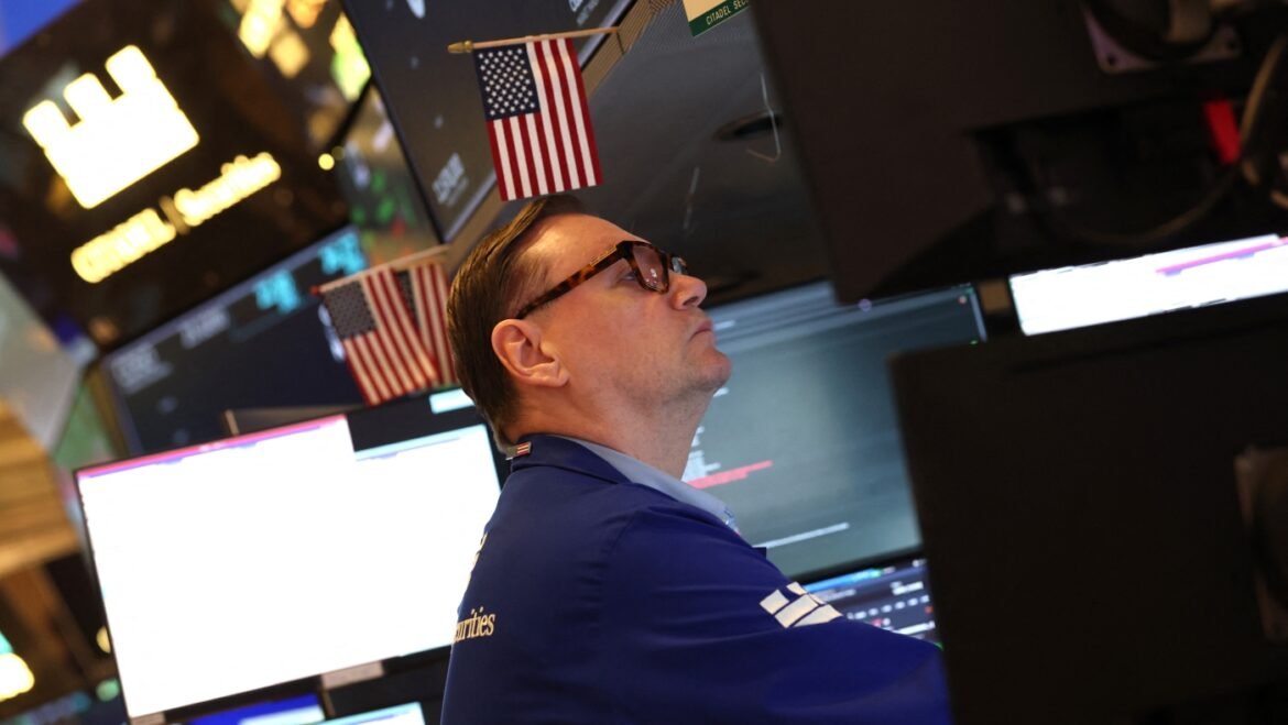 Wall Street’s Venezuela winners go beyond Big Oil : NPR