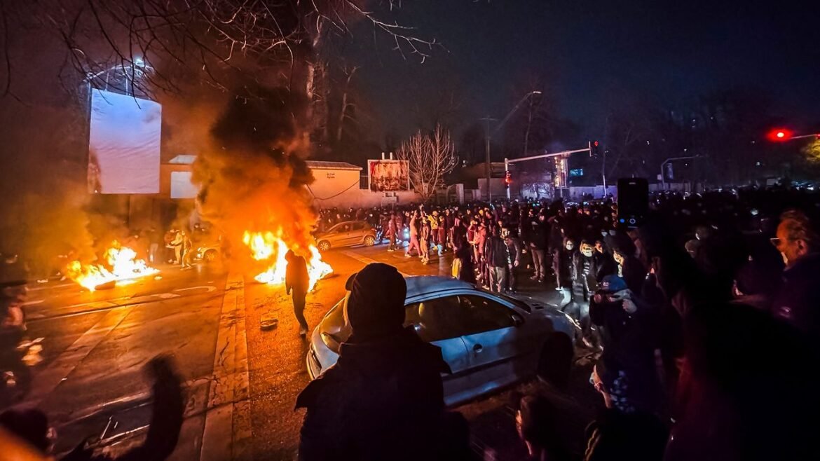 What Makes the Iranian Protests Different This Time