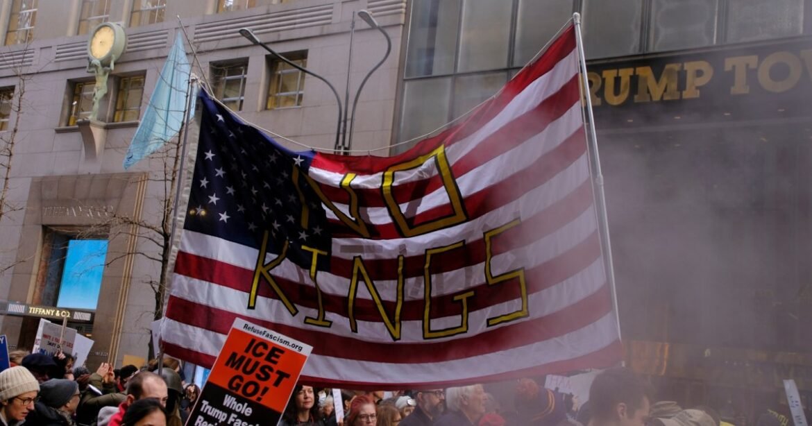 Why the Next “No Kings” Could Be the Biggest One Yet – Mother Jones