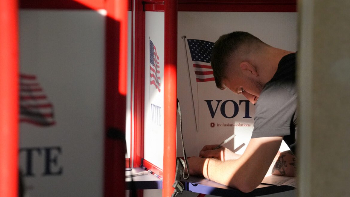 As midterms loom, House Republicans pass restrictive election bill